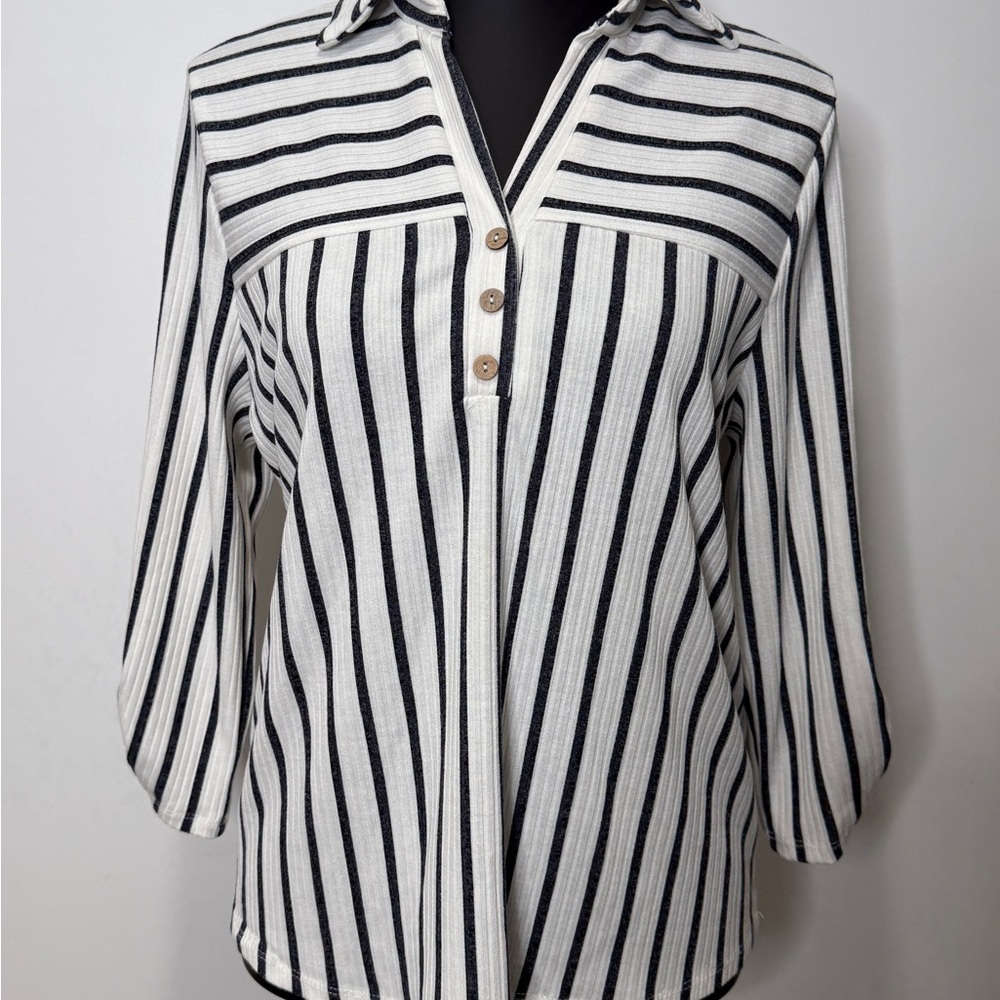 Chic‎ Striped Button Down Shirt